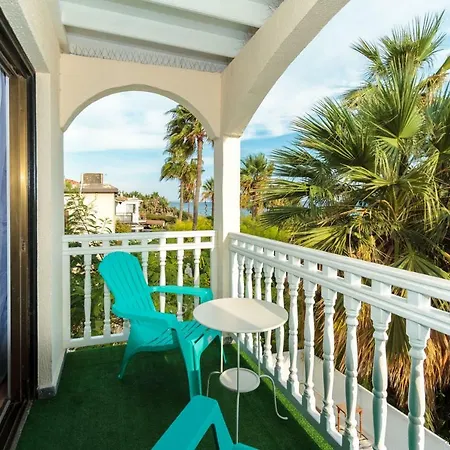 Beach Aloha *